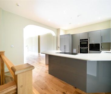 2 bedroom duplex to rent - Photo 4
