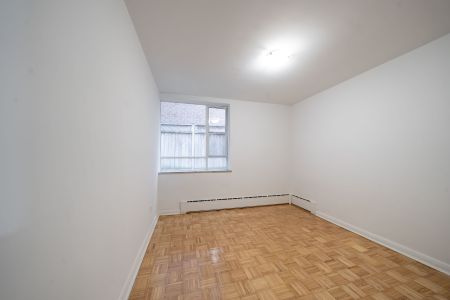 For Lease - 77 Erskine Avenue Unit# M6, Toronto, Ontario - Photo 4