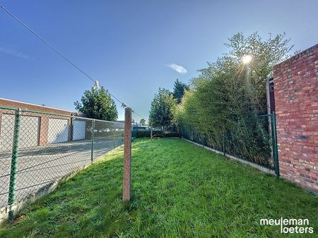 Gezellige rijwoning met aangename tuin en terras - Foto 3