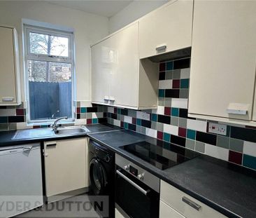 3 bedroom terraced house to rent - Photo 2