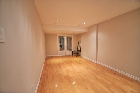For Lease - 35 Longboat Avenue Unit# Upper, Toronto, Ontario - Photo 5