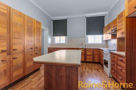 Residence in Historical Building - Photo 5