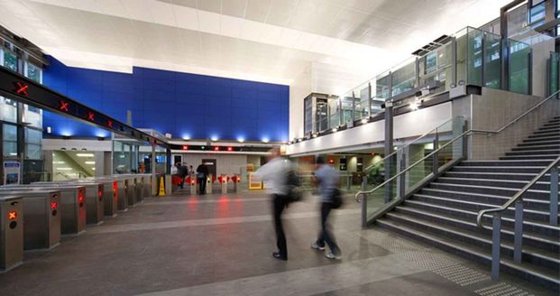 14/166 Pacific Highway North Sydney - Photo 1