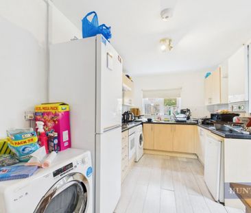 5 bedroom House To Let - Photo 1