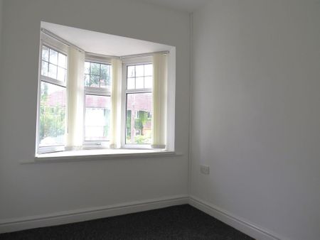 3 bedroom detached house to rent - Photo 2