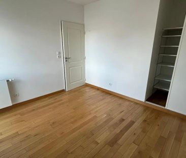Appartement à louer 3 pièces 91.8m² - Photo 1