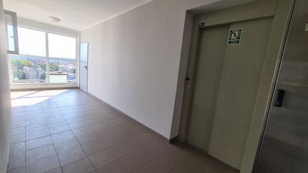 Na wynajem w nowym budynku 2 pok. + garaż + balkon - Photo 3