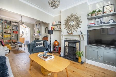 4 bedroom house to rent - Photo 3