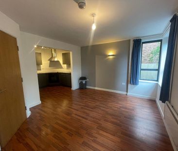 1 bedroom apartment to rent - Photo 2