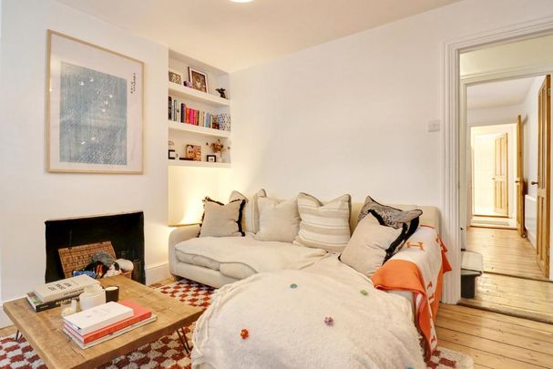 3 bedroom terraced house to rent - Photo 1