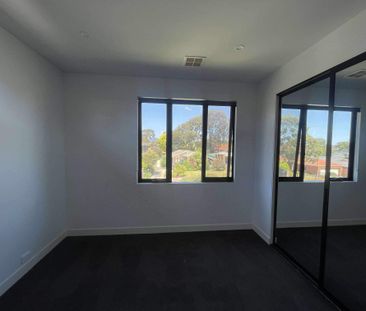 Wantirna South - Photo 1