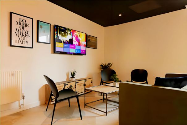 true Accessible Apartment - Photo 1