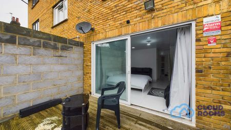 RM1 Barmeston Road | Catford | London | SE6 3BJ - Photo 2