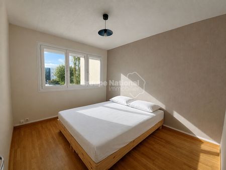 Location Appartement 3 pièces 64m² - Photo 3