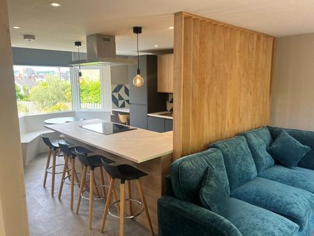 49 Newsome Road, Huddersfield, HD4 - Photo 4