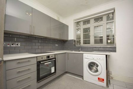 North Circular Road, Godlers Green, NW11 - Photo 5