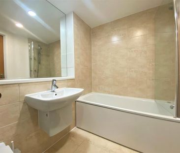 The Courtyard, Camberley - 2 bedrooms Property for lettings - Seymours - Photo 4