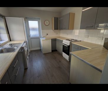 Room in a Shared House, Cromwell Road, SO15 - Photo 4