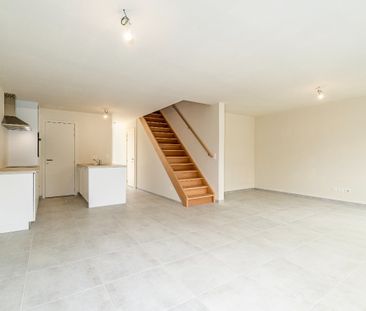 Nieuwbouwwoning met 3 slaapkamers en garage en tuin - foto 3