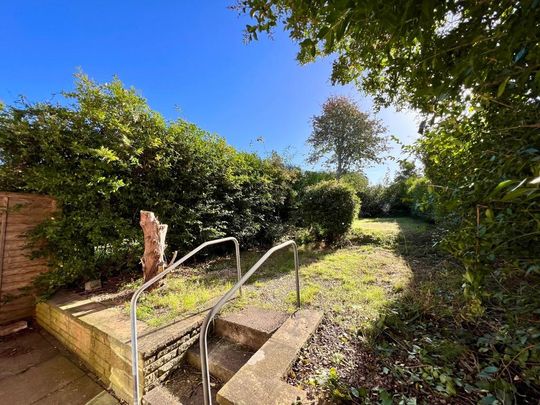2 bedroom end of terrace house to rent - Photo 1