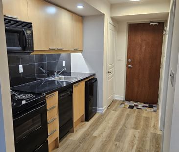 For Lease - 19 Avondale Avenue Unit# 210, Toronto, Ontario - Photo 2