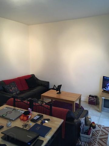 Flat 3-35 Ashley Avenue, Belfast, BT9 7BT - Photo 2