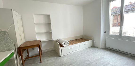 Location Appartement 1 pièce 14m² - Photo 2