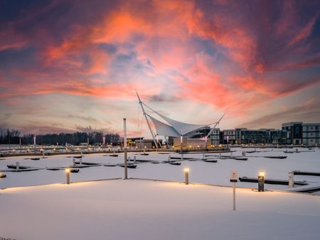 For Lease - 333 Sunseeker Avenue Unit# 407, Innisfil, Ontario - Photo 4