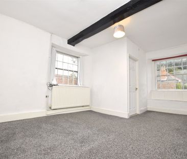 High Street, Winterbourne, Bristol, Gloucestershire, BS36 - Photo 3