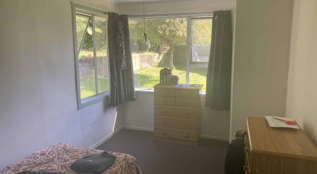 Family Friendly 3 Bedroom Home - Photo 1