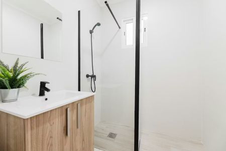 Carrer d' Antonio Ponz, Valencia, Valencian Community 46011 - Photo 5