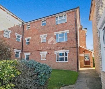 Oxford Court Lexden Colchester, CO3 - Photo 4