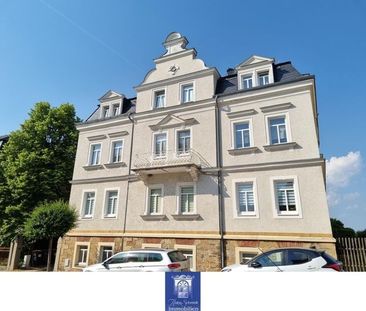 Helle, individuelle Dachgeschosswohnung mit weitem Blick in Rabenau! - Photo 1