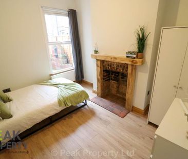 1 bedroom in a house share to rent - Photo 5