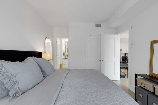 4060 Boul. des Sources, apt. 203 - Photo 1