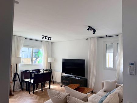 2 bedroom luxury penthouse for rent in Valencia, Spain - Foto 4