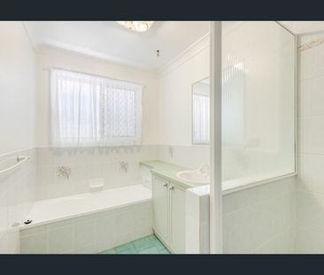 So Much Living Space - Photo 4