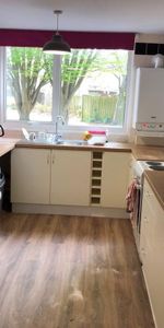 1 bedroom in a house share to rent - Photo 3