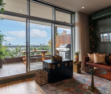 Luxury 1 Bedroom Riverside Apartment - Photo 1