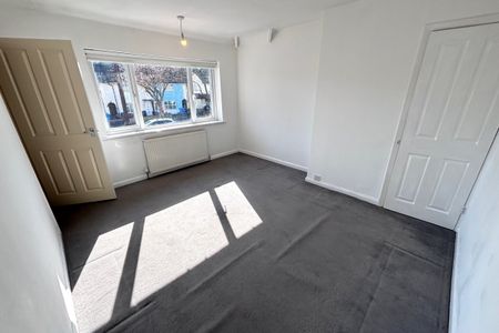 Staveley Road - Photo 3