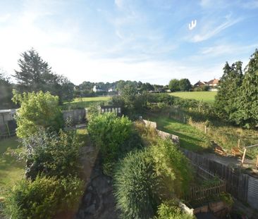 Micklefield Road, High Wycombe, Buckinghamshire,HP13 - Photo 3