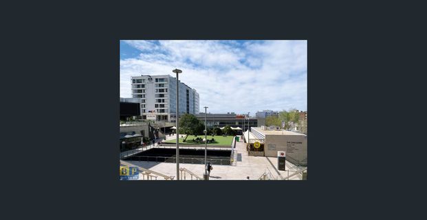 Silkari Service Suites, One bed luxury with balcony free water and Wi-Fi, North-eastern facing - Photo 1