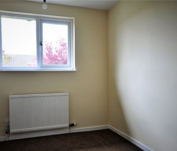 3 Bedroom - Photo 5