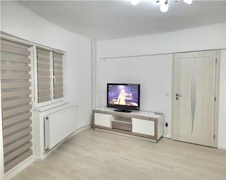 Apartament 2 camere, renovat, Ploiesti, Parcul Mihai Viteazul - Fotografie 4