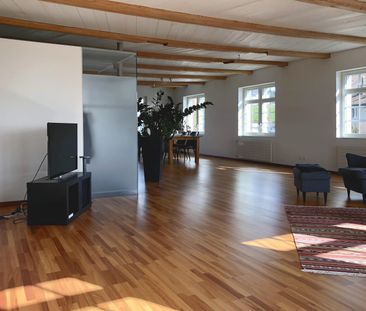 Exklusives Wohnen im historischen Riegelbau in Andwil SG - Photo 1