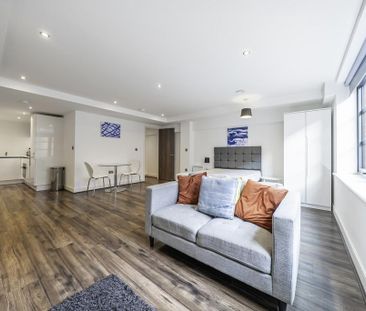 Studio to rent - Photo 2