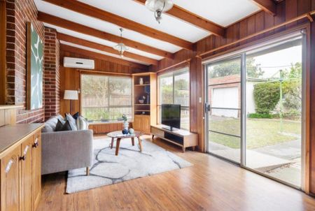 11 Boldrewood Parade, Reservoir VIC 3073 - Photo 2