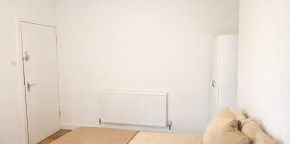 Room in a Shared House, Dollis Hill Avenue, NW2 - Photo 3