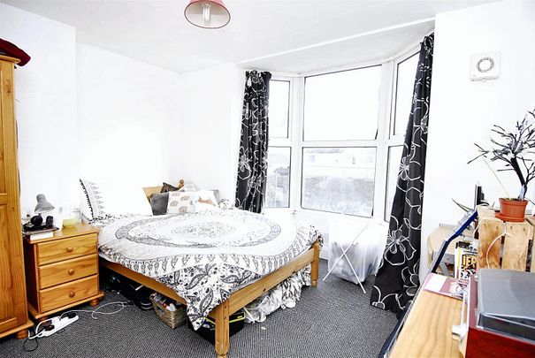 Beaumont Road, Flat 2, Plymouth - Photo 1