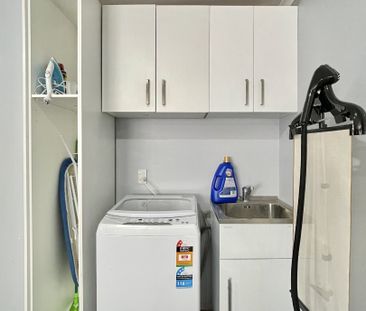 Luxury & Comfort - 4 Bedroom house - Photo 5